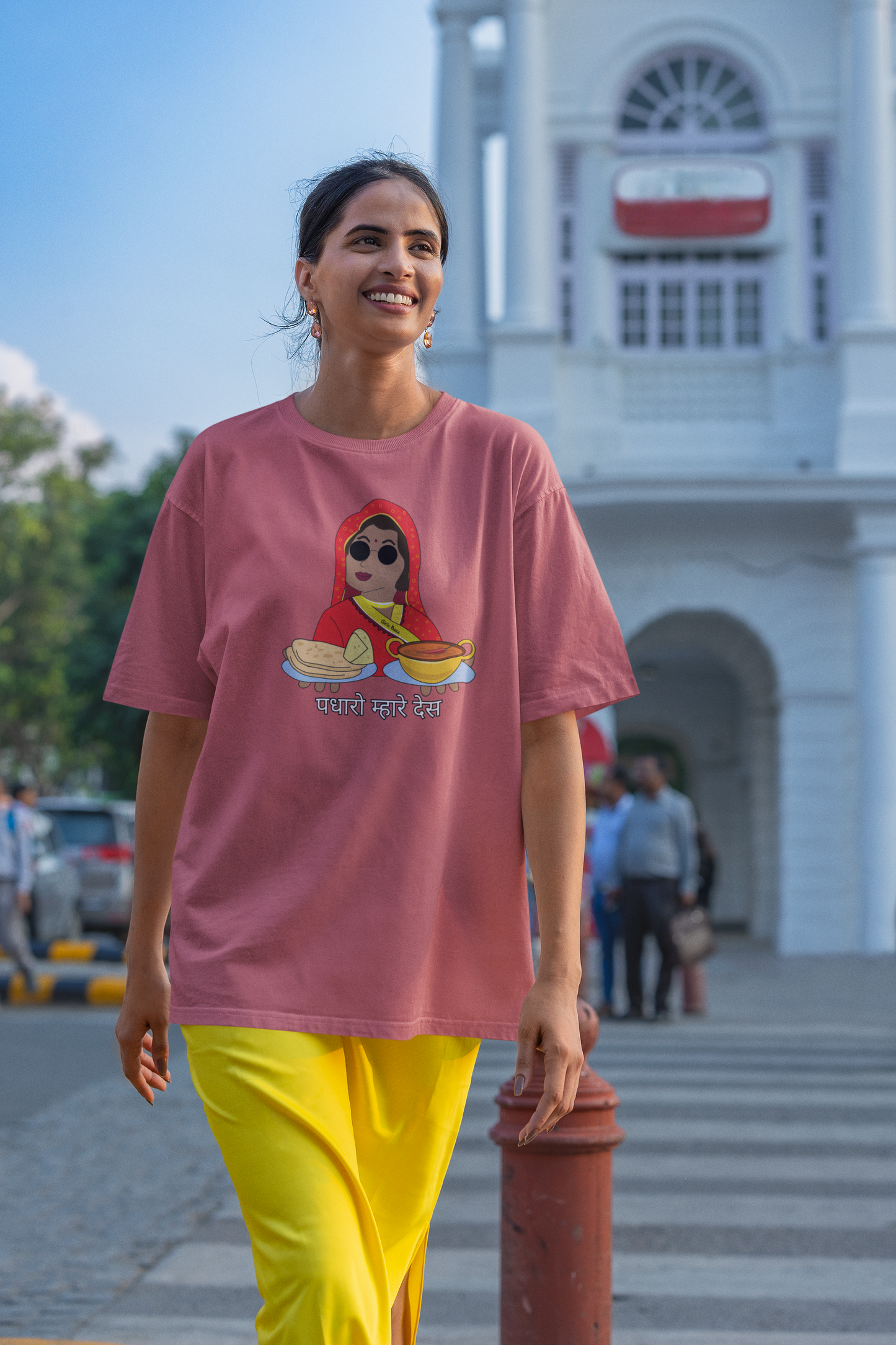 Padharo Mare Des Oversized Tee